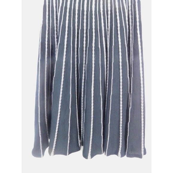 Vintage Foravi NY Black Midi Skirt A-Line Estate Find Goth Wicca M Wool Blend - Picture 3 of 10